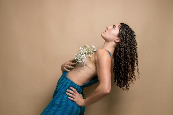 How to Select a Comfortable Yet Chic Sheath Dress for Day-long Conferences?